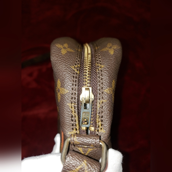 Vintage (LV) Louis Vuitton Monogram bag! - Picture 9 of 9